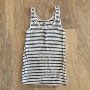 Old Navy striped button down tank top - Size Large